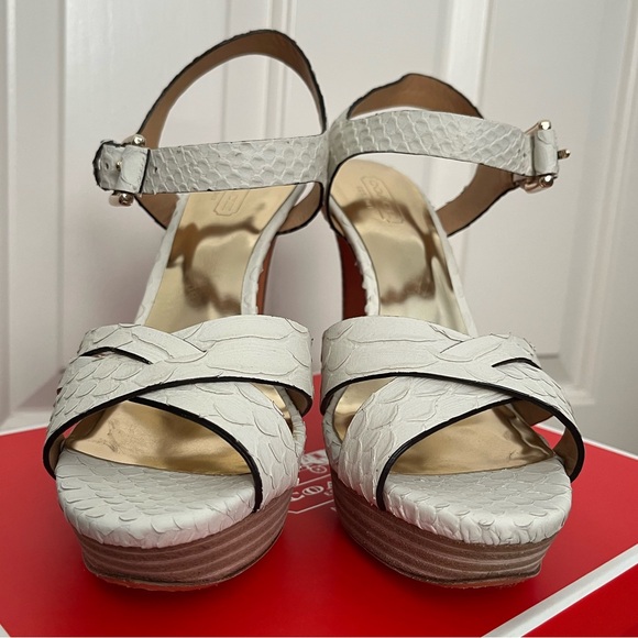 Coach Dani Snake Cut Heels Size 8 - Picture 6 of 16